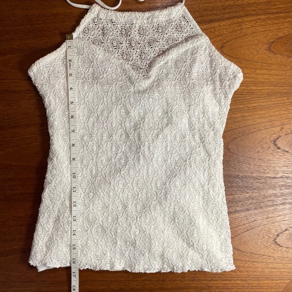 Le Chateau Crochet Halter-neck Tank Top (Stretchy Material) - Picture 6 of 11